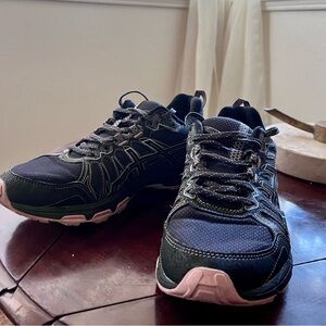 Asics Womens Gel Venture 7 Size 8 Sneakers  Black & Pink Lace Up Running Shoes